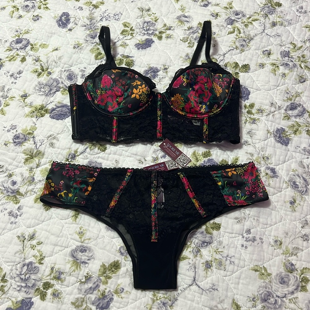 NWT Adore Me Floral Set